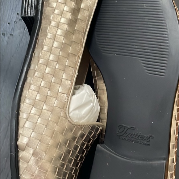 EUC Trotters extra wide Slip on Dress Shoe - Picture 6 of 10